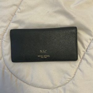 Black Henri Bendel Wallet